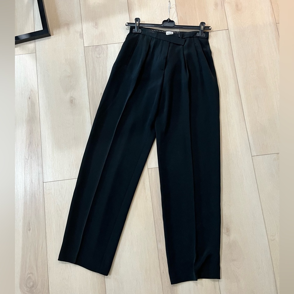 Armani size8